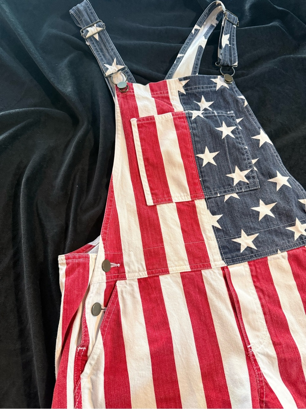 chubbies Red, White & Blue Graphic Pocket Short Overalls - Picture 3 of 5
